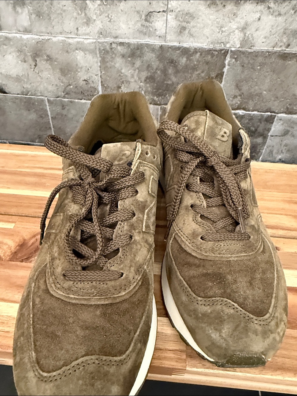 New Balance Olive Green Suede Men's Sneaker size 10 - Picture 9 of 16